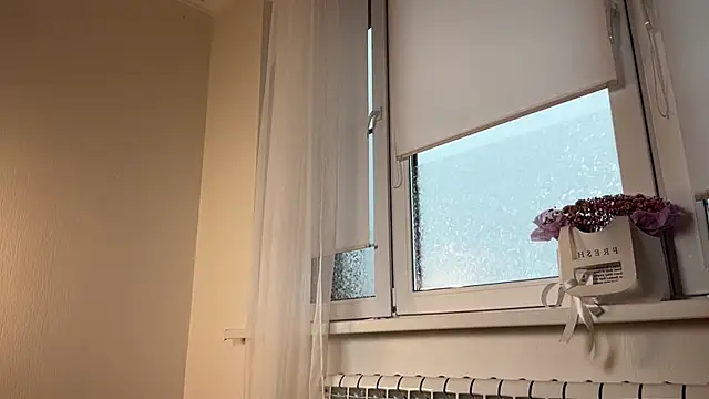 yourlittlesunrise_ live sex cam