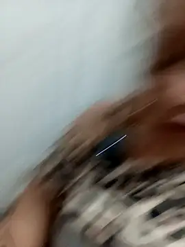 SluttyMilf79 live sex cam