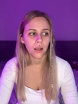 lunawolf21 live sex cam