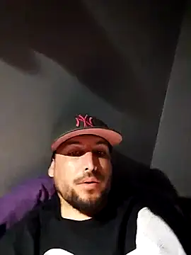 Badboydick20 live sex cam