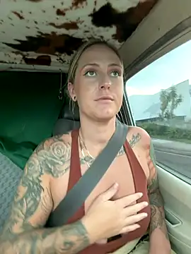 OdetteDelane live sex cam