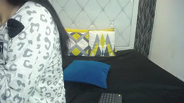 MiiaSuki live sex cam