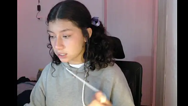 Ivonnybonn live sex cam