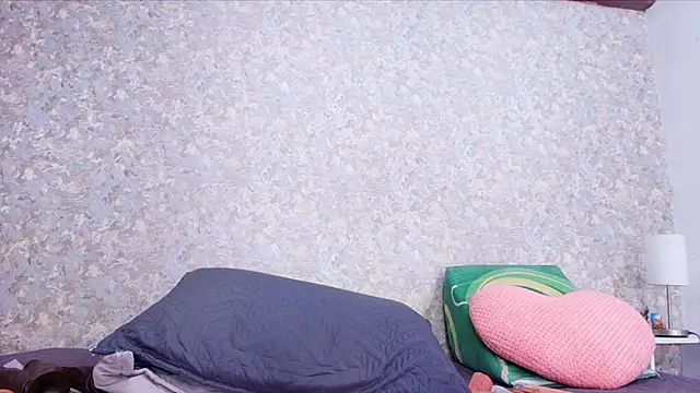 nicol_f live sex cam