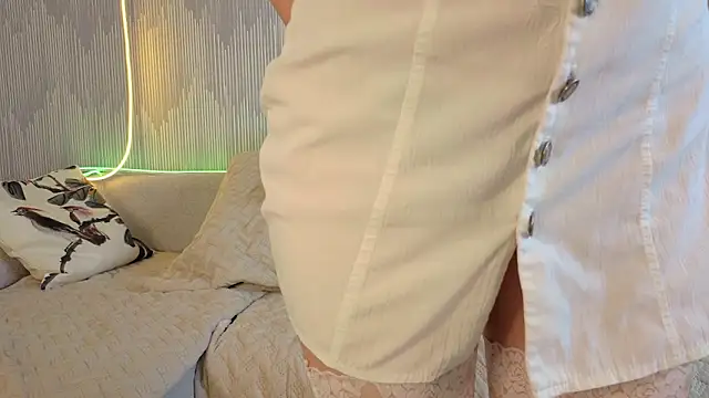 KeeleyBuoy live sex cam