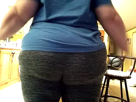 missthickness35_Pika live sex cam