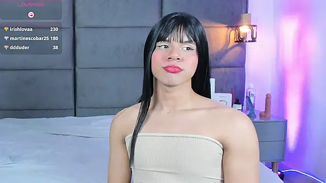 Slenna_Moon live sex cam