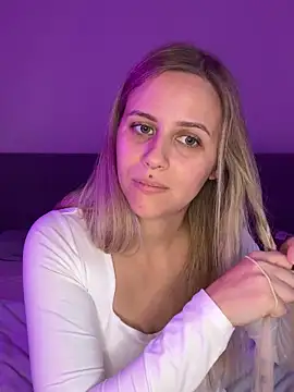 lunawolf21 live sex cam