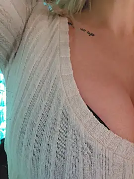 MILFBARBY live sex cam