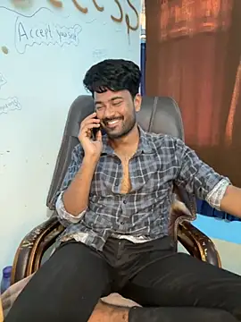 MeekBatgirl live sex cam