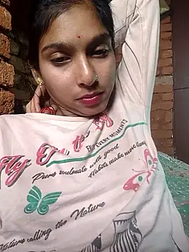 Yatiksha_Beby live sex cam