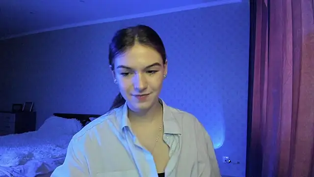 luna_lust_212's cam snapshot