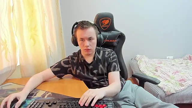 iliaskrislove live sex cam