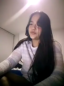 SweetFortuner's cam snapshot