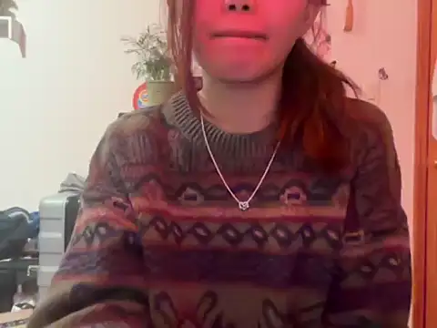 tinydaisy21's cam snapshot