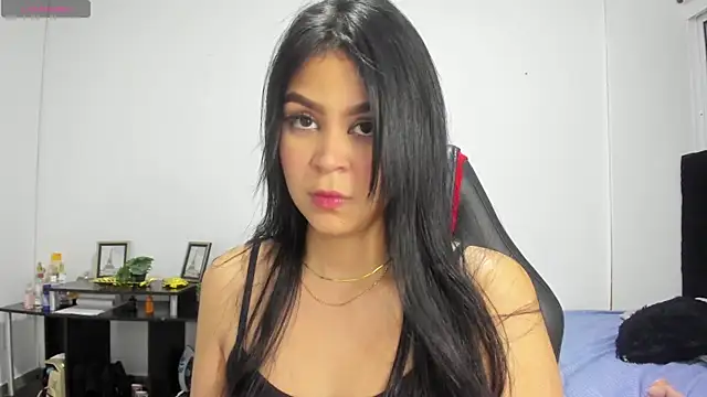 NicoleFletcher live sex cam