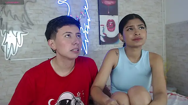 Gaby_and_Mei live sex cam