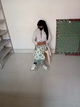 Sunita-collage's cam snapshot