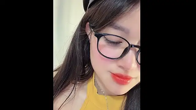 MiCandy-Lovee's cam snapshot