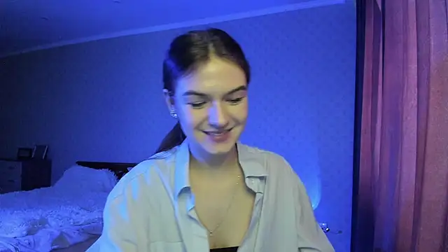 luna_lust_212's cam snapshot