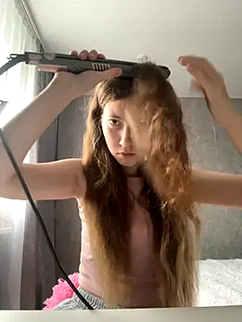 Holy_Poly's cam snapshot