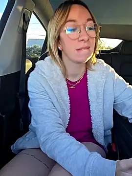 Giuliana_baby's cam snapshot