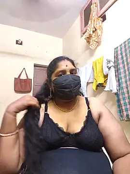 Villageanuty's cam snapshot