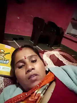 OliveGreen22's cam snapshot