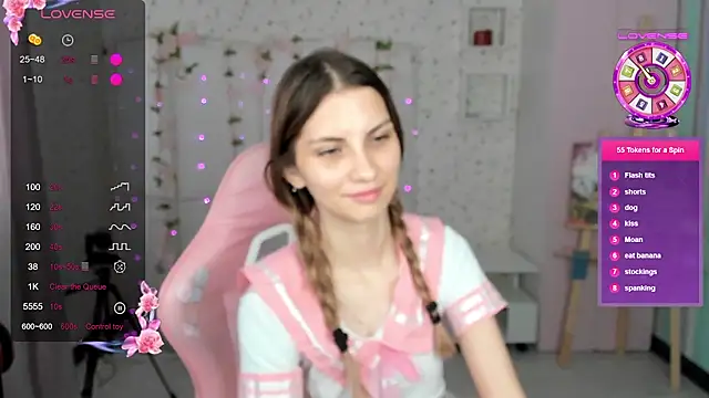 SirenaSky's cam snapshot