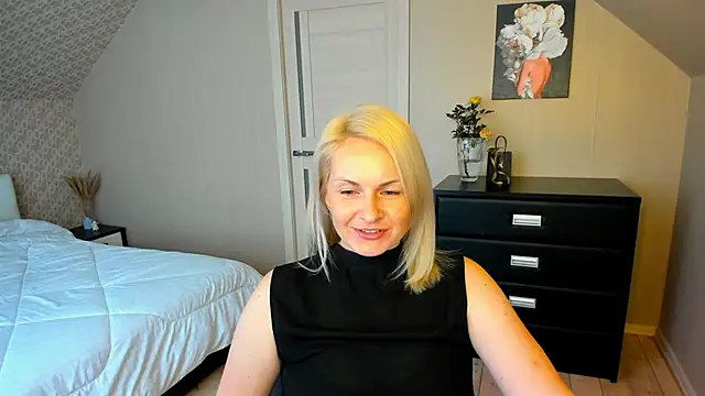 Alicee_Gracee's cam snapshot