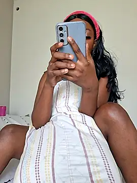 Kamdollie's cam snapshot