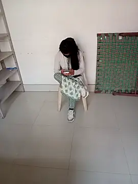 Sunita-collage's cam snapshot