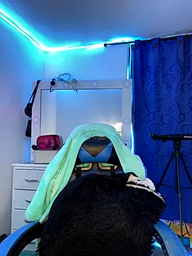 Luna_SofiaXX's cam snapshot