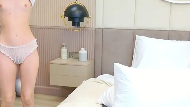 KellyBradford's cam snapshot