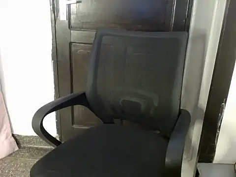 savage_laura's cam snapshot