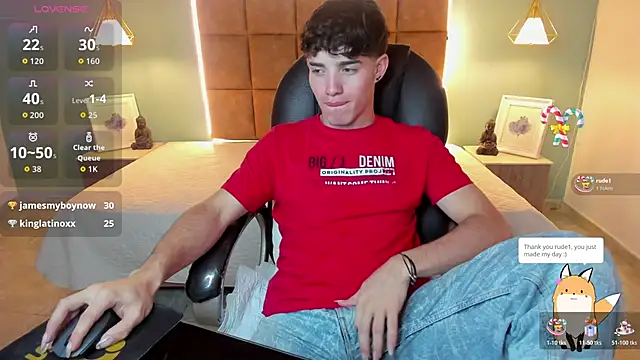 AlejooTwink live sex cam