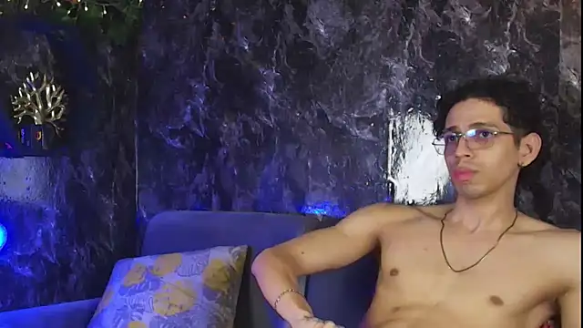 nicolai_drake live sex cam