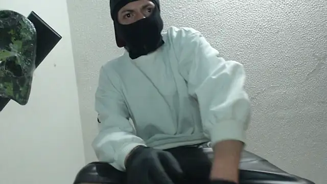 Thomasjons_'s cam snapshot