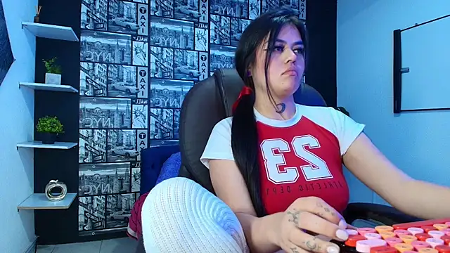 Mia_Morelli_'s cam snapshot