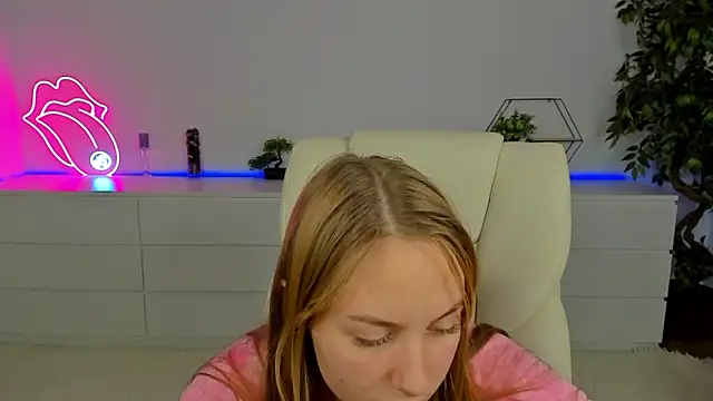 MilaAddams's cam snapshot