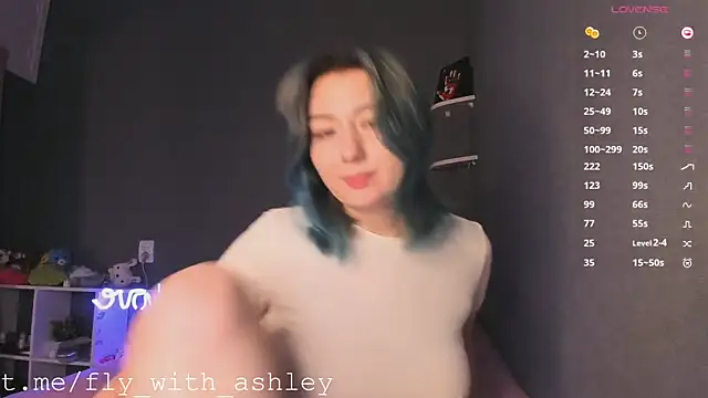 ashley_lovestory's cam snapshot