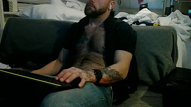 Luv2SuckBWC92 live sex cam