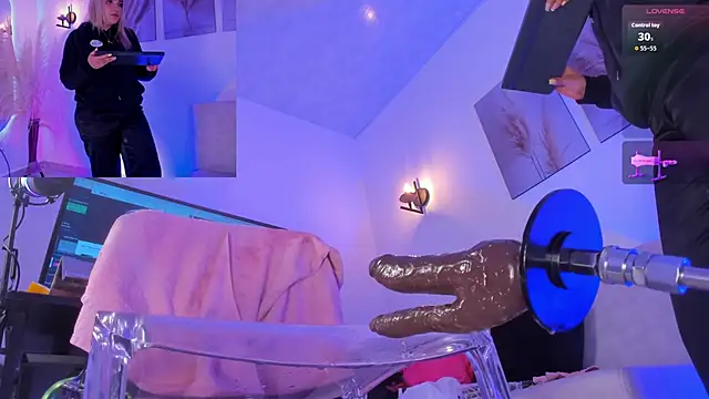 raven_blackk's cam snapshot