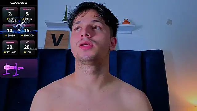 Issac_james_'s cam snapshot