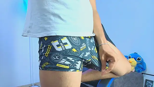 TylerWhite_ live sex cam