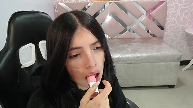 cynthia_ch's cam snapshot