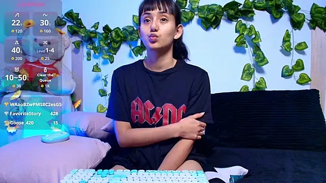 tati_cardenas's cam snapshot