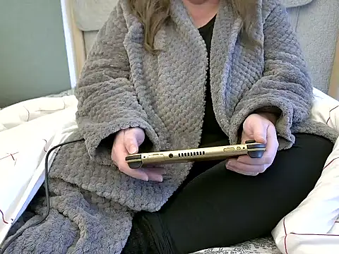 MarthaBriest's cam snapshot