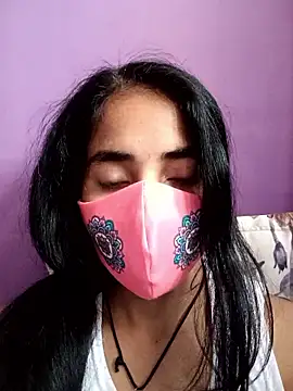 Raatki_Pari's cam snapshot