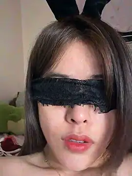 ZinzinLy's cam snapshot